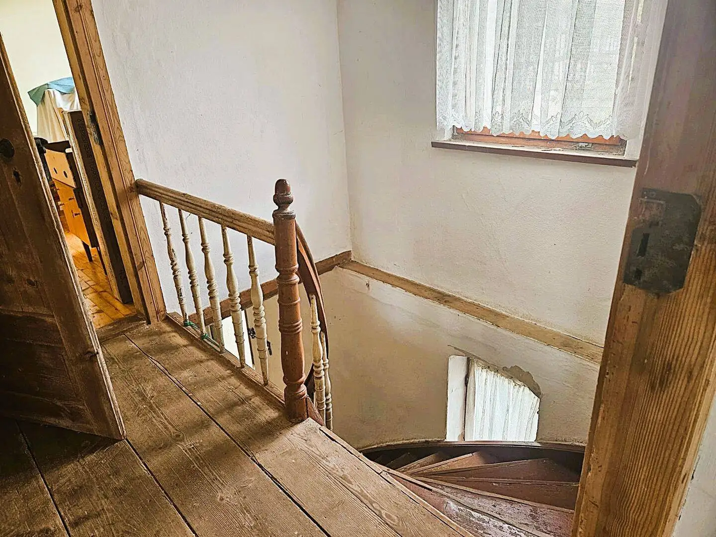 Einfamilien - Mehrfamilienhaus in Ruhiger Dorflage – Bild 16 von 20