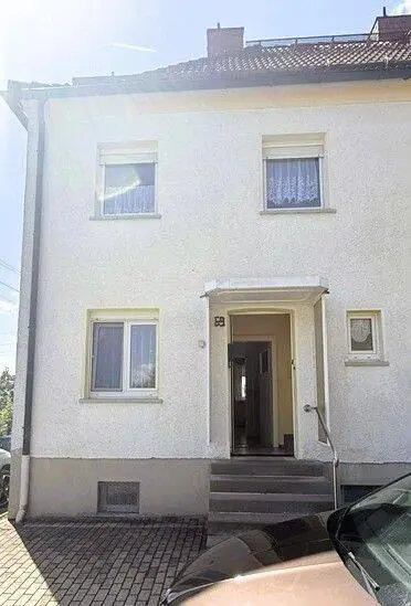 Reihenendhaus in Ruhiger Stadtlage